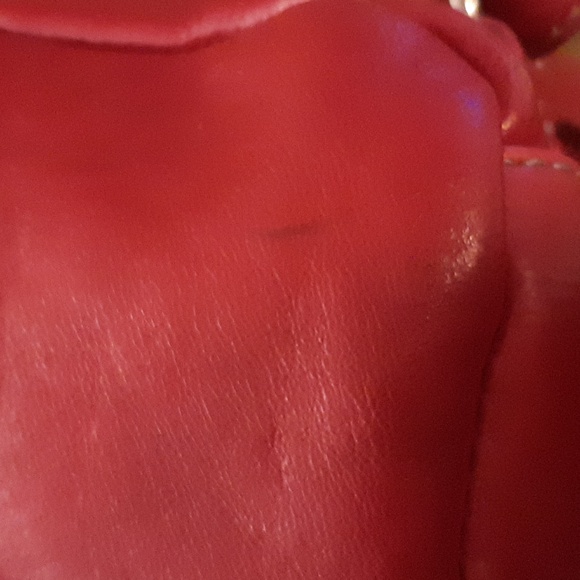 Pelle Studio- Elegant Red Leather Backpack - Picture 9 of 13